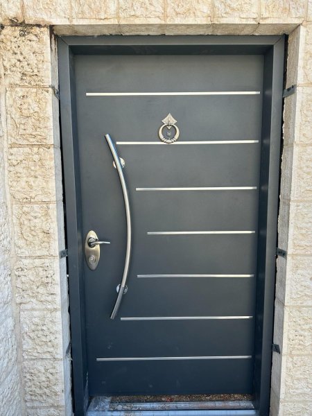 باب امان - بسيم يد قوس